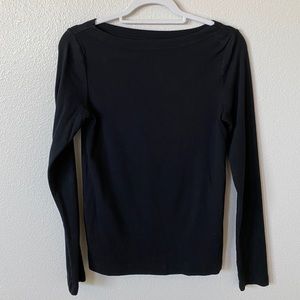 Gap black longsleeve tee